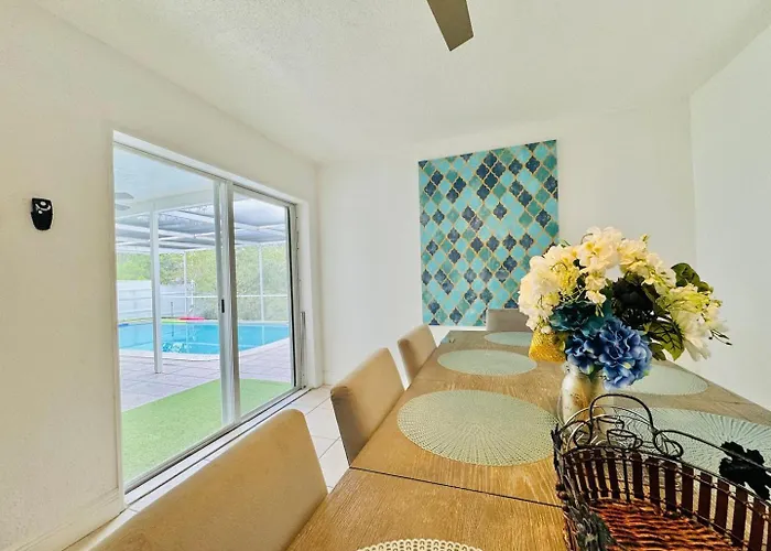 Serenity Spot Wd Pool, Lake, River & Canal View