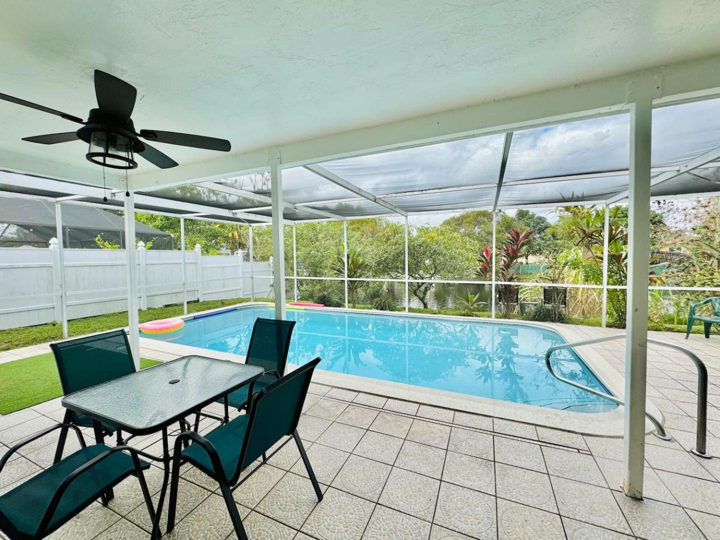 Serenity Spot Wd Pool, Lake, River & Canal View Sunrise