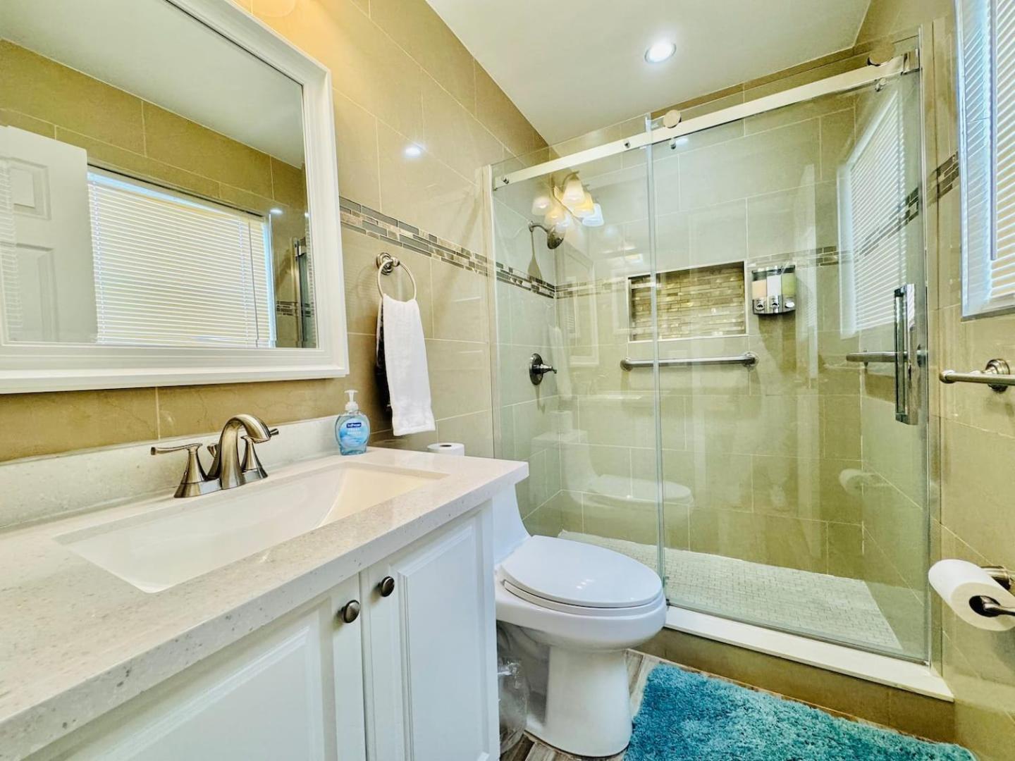 Serenity Spot Wd Pool, Lake, River & Canal View Villa